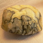 Агат по псевдосталактитам