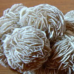 Гипс (роза пустыни)