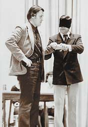 На сцене Ю. Горный. В середине 1970-х он еще работал при непосредственном контакте