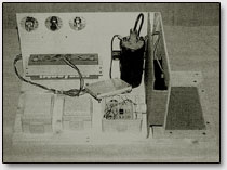 Общий вид собранного лабораторного варианта кирлиан-прибора