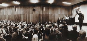 Встреча с учеными и журналистами в Доме ученых под девизом 'Это вы можете'. 1978 год
